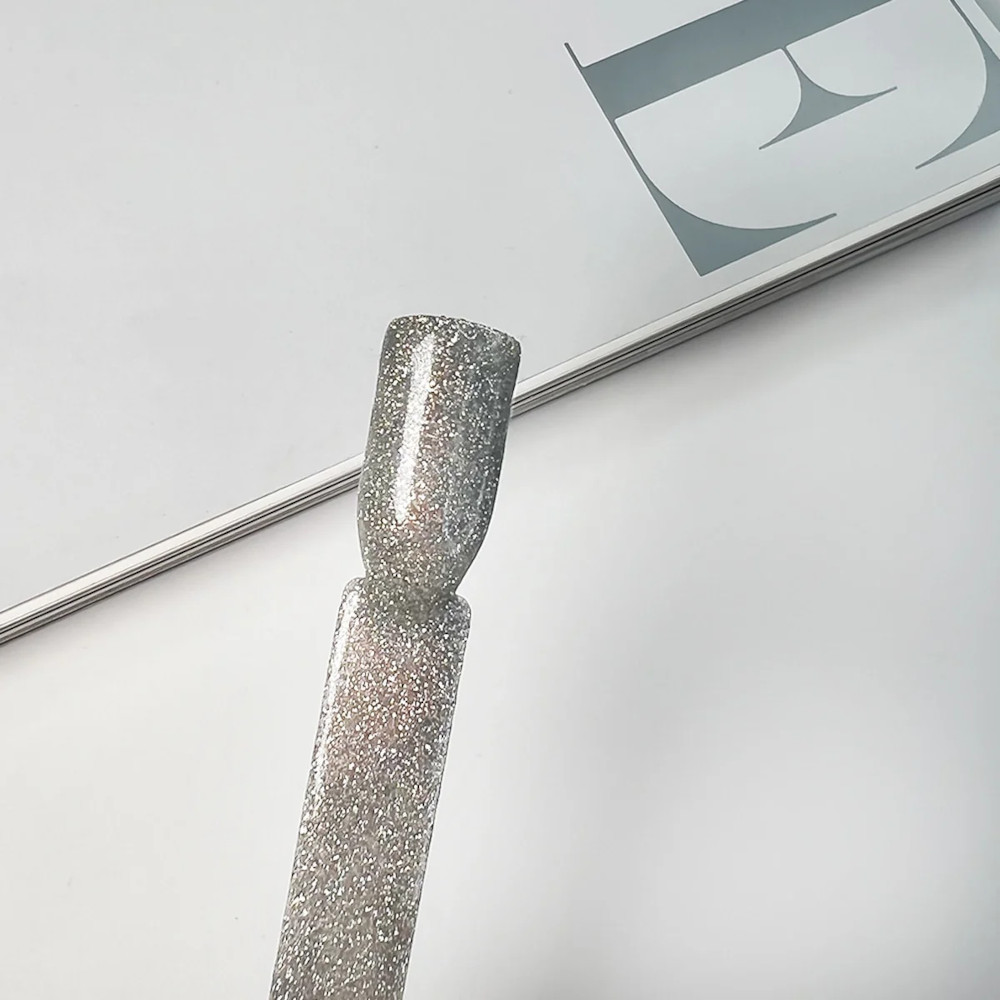 MANUCURE - MI-NY - NMBAHAMAS - semipermanente - argento - glitterato - bahamas - VERNIS - SEMI - PERMANENT - GROSSISTE - ESTHETIQUE - LYSOR - LIANE MANUCURE - MI-NY - NMBAHAMAS - BAHAMAS - VERNIS - SEMI - PERMANENT - GROSSISTE - ESTHETIQUE - LYSOR - LIANE