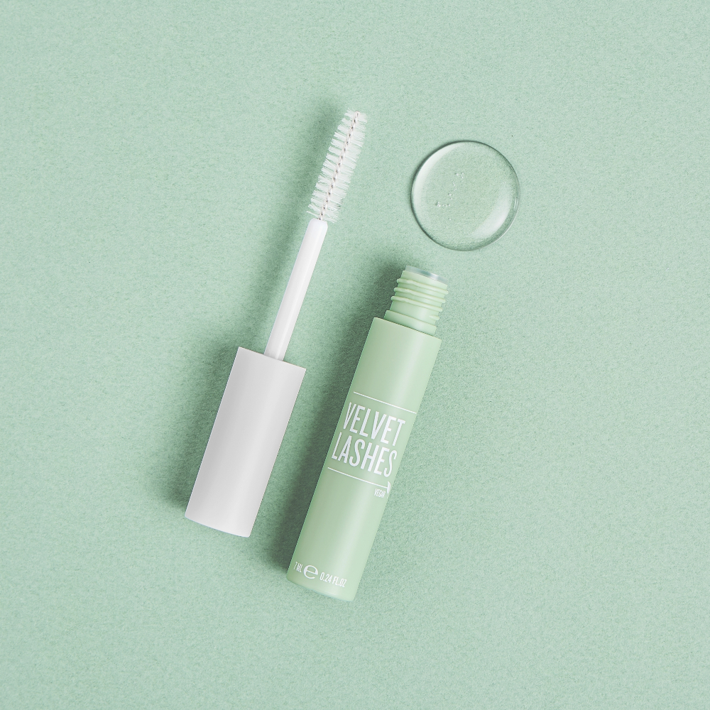 SOINS-DES-CILS-VELVET-LASHES-MASCARA-VOLUMINATEUR-&-FORTIFIANT-COM2264-GROSSISTE-ESTHETIQUE-LYSOR LIANE